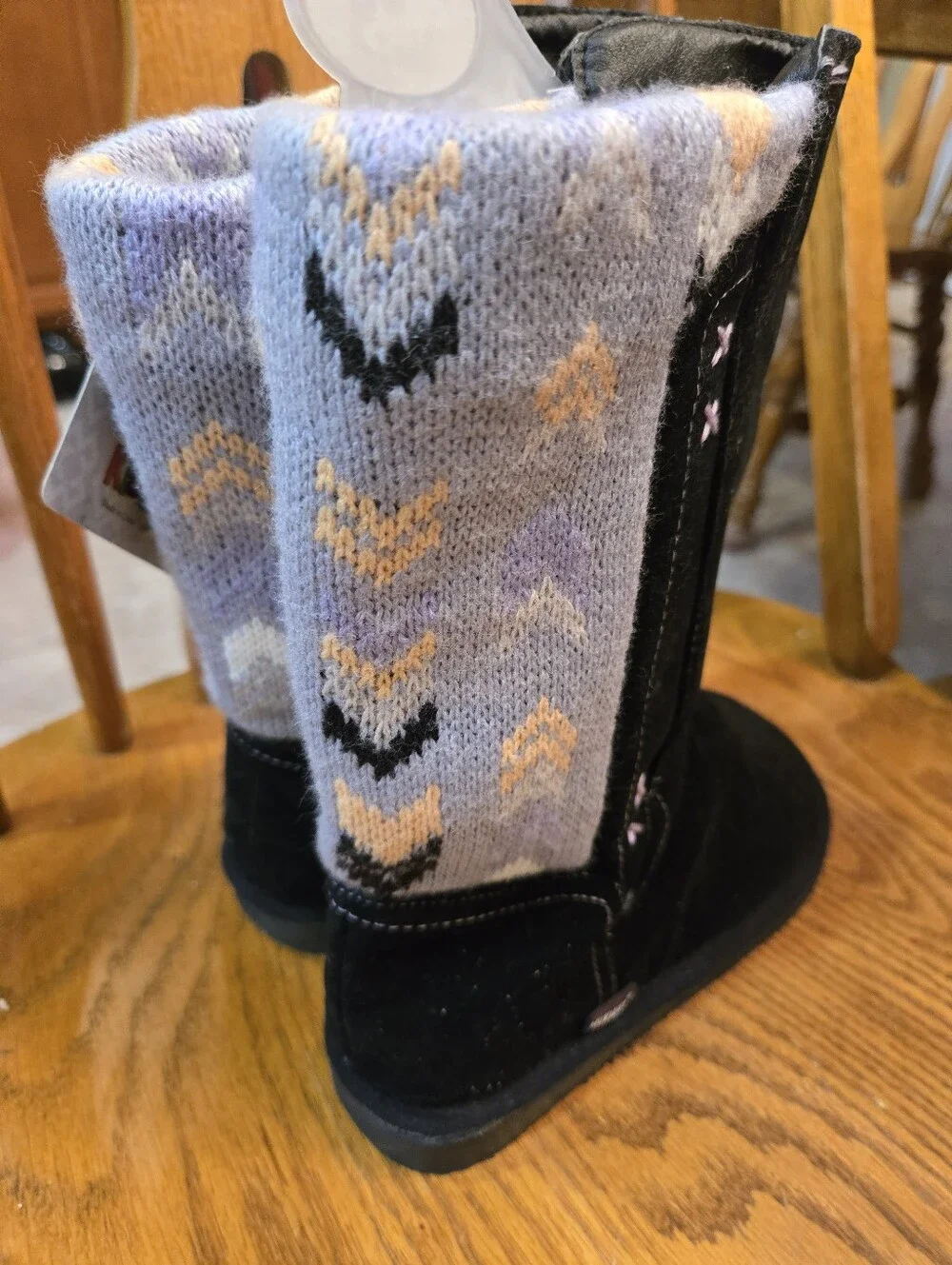 Muk Luks comfortable black